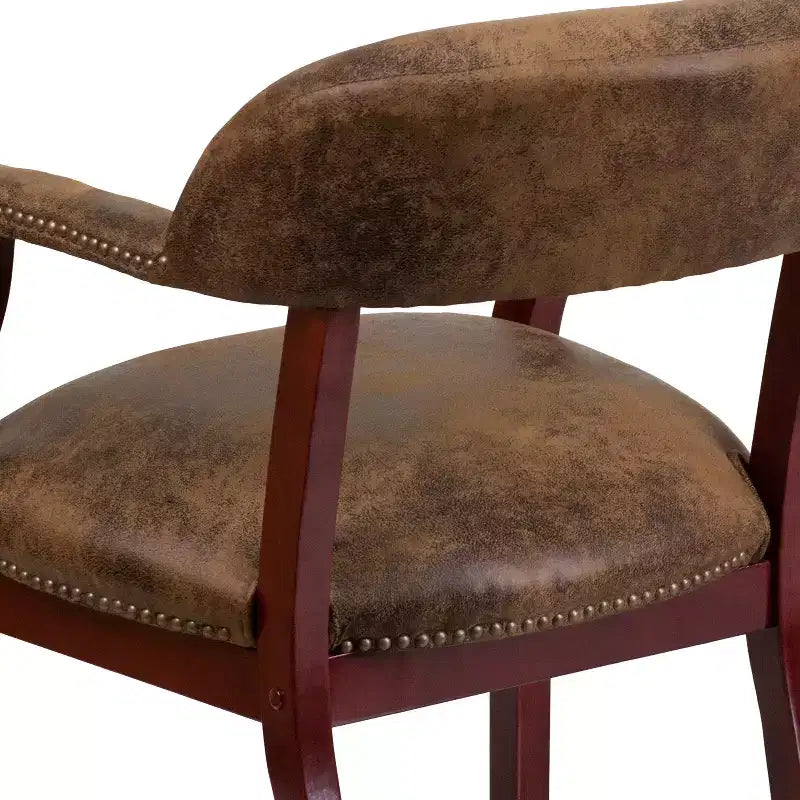 Sedia per conferenze Emma e Oliver con borchie decorative