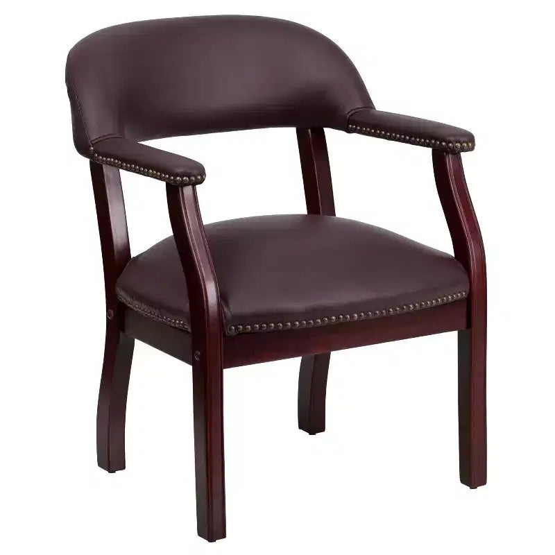Sedia per conferenze Emma e Oliver con borchie decorative